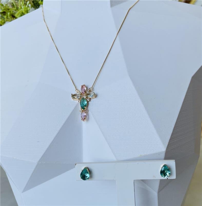 COLAR CRUZ COLOR OURO18K